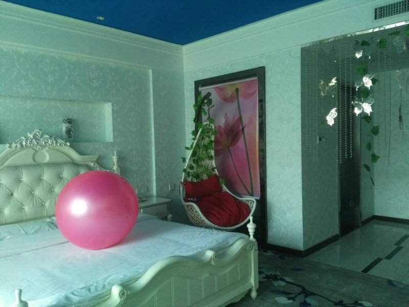 Moma Crystal Hotel (Xianyang Renmin Road) Guest Room