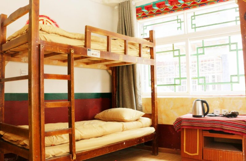 Deng Ba Lhasa Youth Hostel Guest Room
