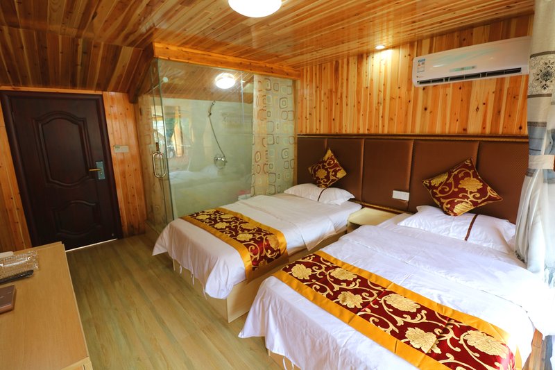 Fengxiang Jiangbianlou Inn Guest Room