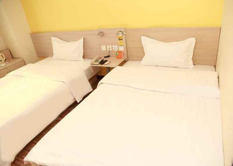 7 Days Inn (Tianjin Binhai New Area Yujiabao)Guest Room