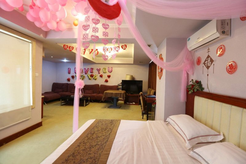 Room Type