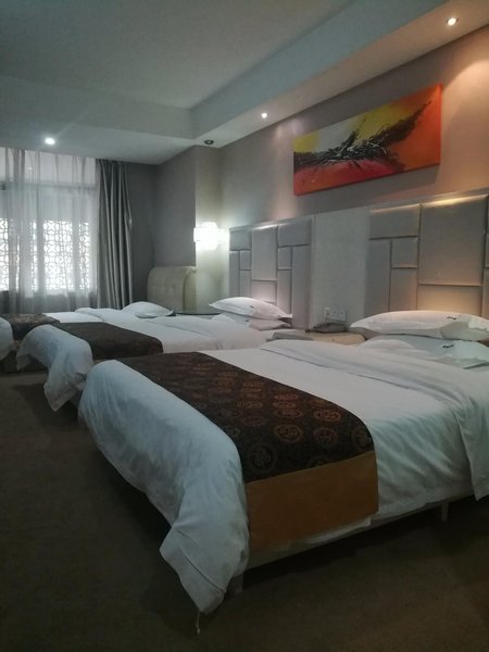 Minglun Hotel Guest Room