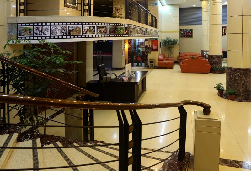 songyangguomaodajiduian Hotel public area