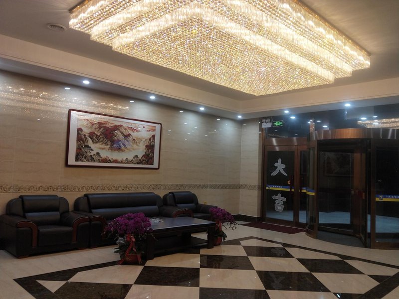 7 Days Inn (Jinzhou Bijia Mountain)Hotel public area