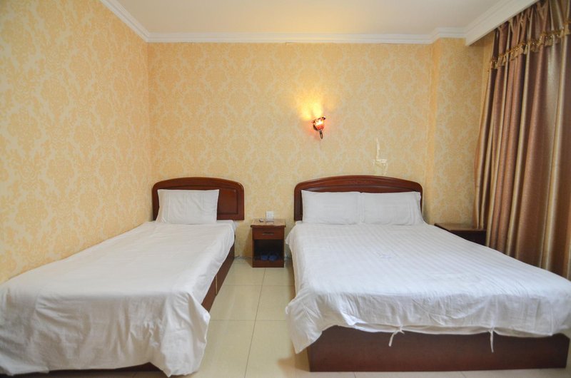 He Long Hotel Dalian Shandong RoadGuest Room