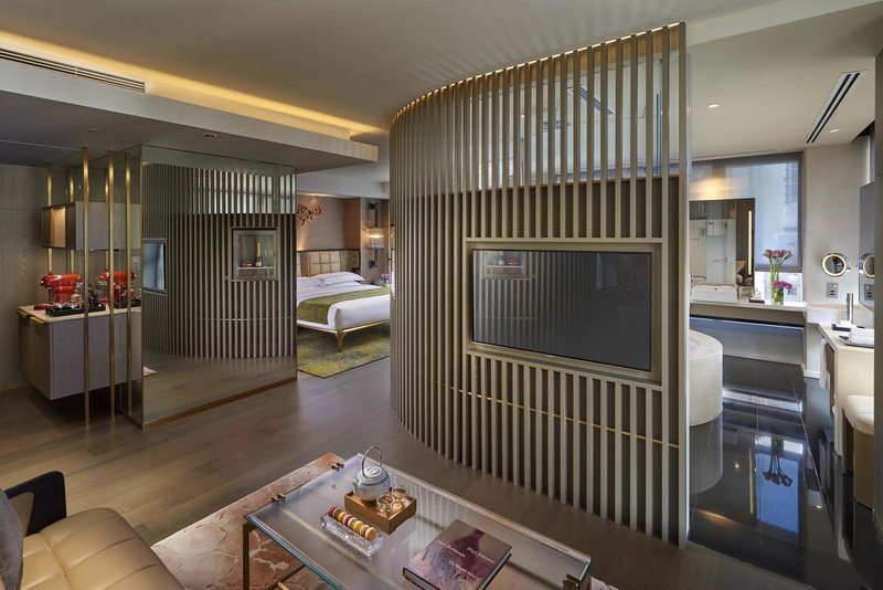 The Landmark Mandarin Oriental HK Guest Room