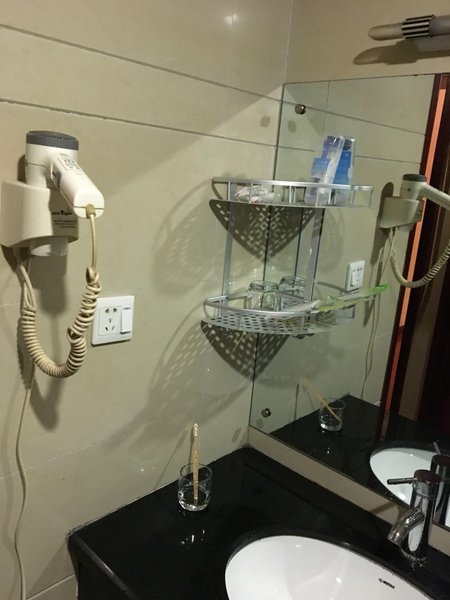 兰溪喜悦假日宾馆