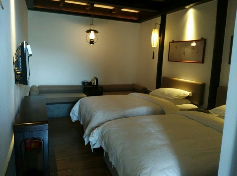 Tai Chi Hotel Guest Room