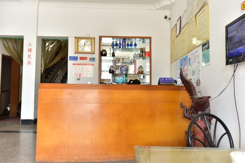 Old Town Hostel and Local Flavour RestaurantHotel public area