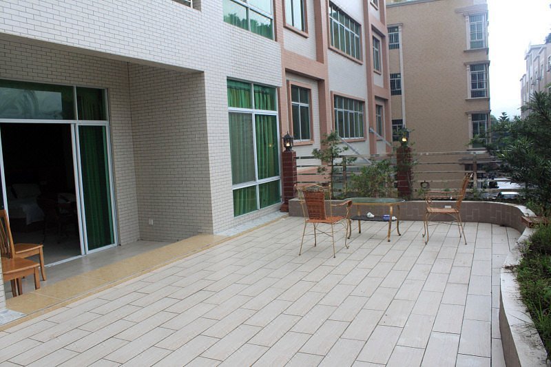 Qiniangshan Apartment InnOver view