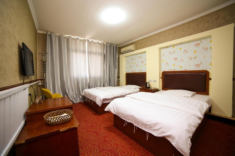 Dongmen Hotel Guest Room