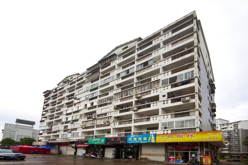 Hong Shu Lin Apartment Over view