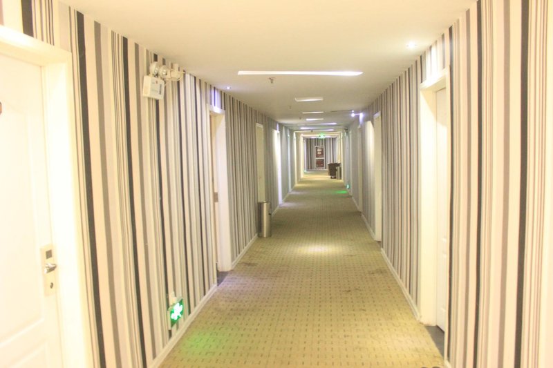 City Express HotelHotel public area