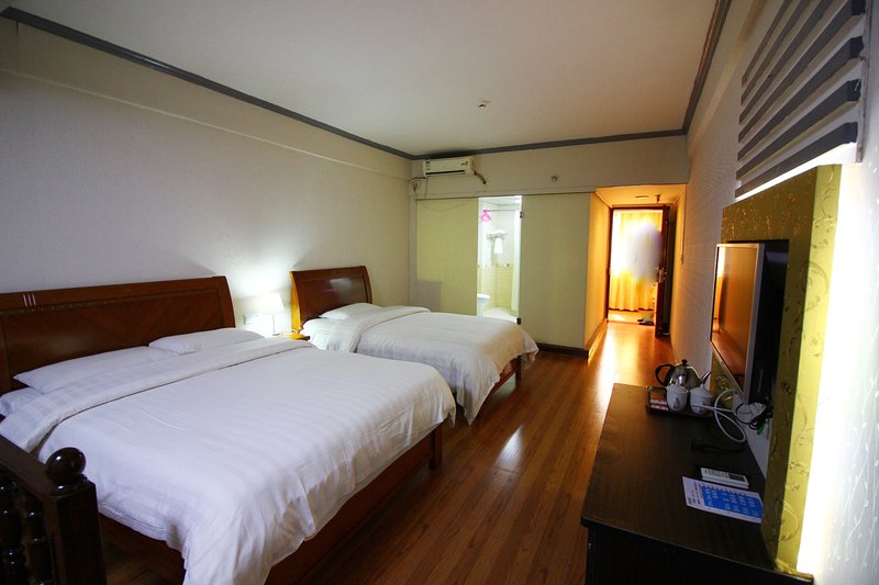 Zhuhai Gongbei Palace Hotel Guest Room