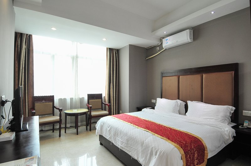 Four Seasons Hongyun Hotel Haikou Guest Room