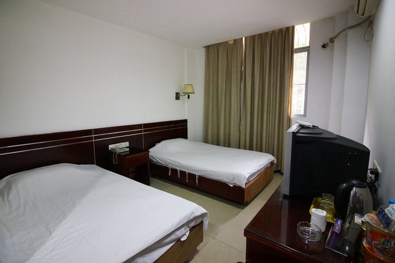 Juxian Hotel Guest Room