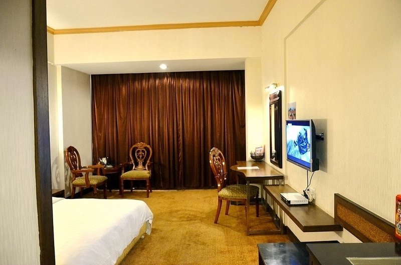 Pingzhou Hotel Guest Room