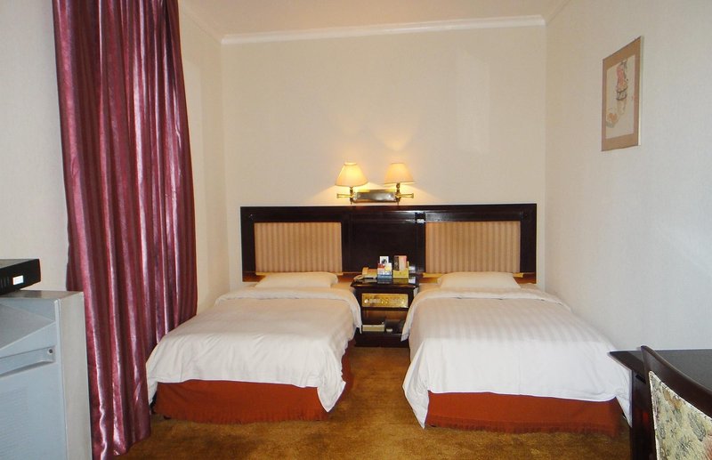 Pingzhou Hotel Guest Room