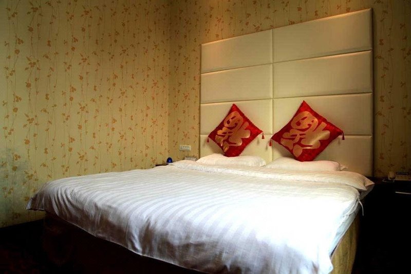 Jinshan Hotel Guest Room