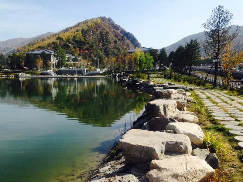 Wutaishan Holiday InnExterior