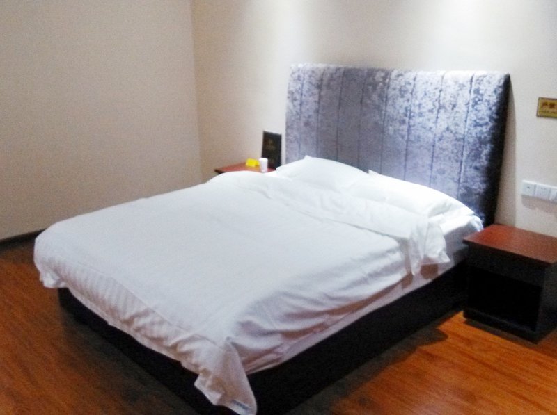 Sanchen Business HotelGuest Room
