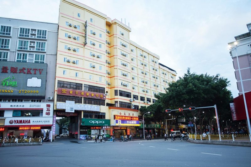 7 Days Inn (Meizhou Wuzhoucheng Bus Terminal)Over view
