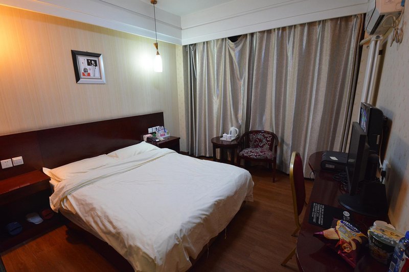 OYO Yiju Express Hotel (Xinzheng Renmin Road Main Branch) Room Type