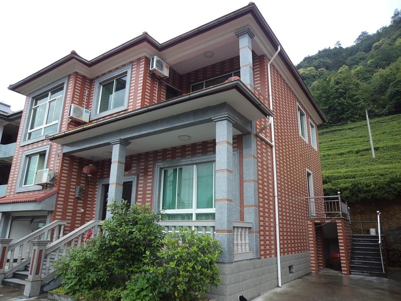 diyan hotelOver view