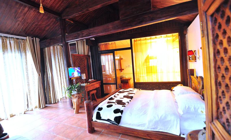 Shuhe Pian'ai Inn Lijiang Room Type