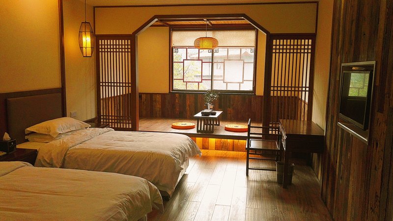 Tai Chi Hotel Guest Room