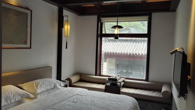 Tai Chi Hotel Guest Room