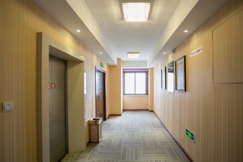 Kaiyuan Yiju Hotel Shaoxing Luxun Former Residence Hotel public area