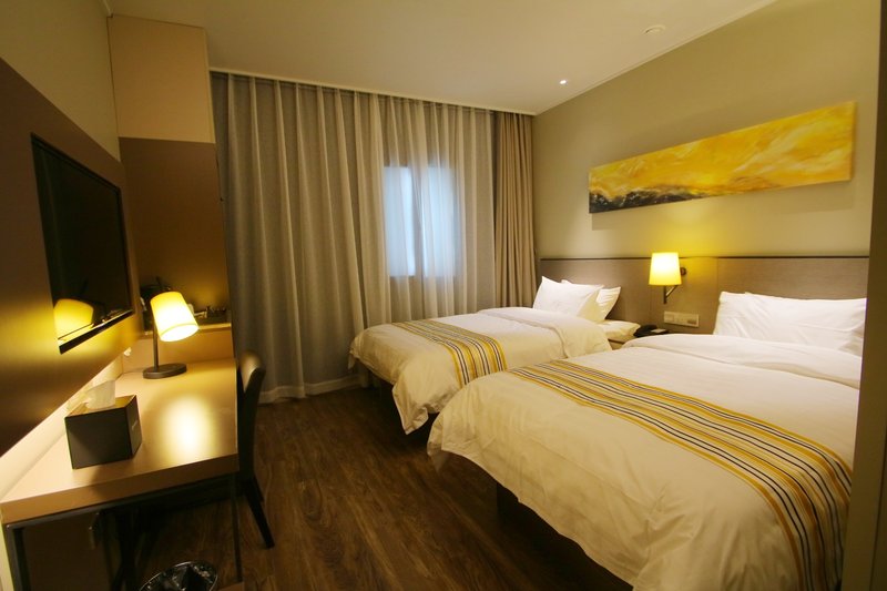 Home Inn Plus (Jiangpu Road Metro Station) Room Type