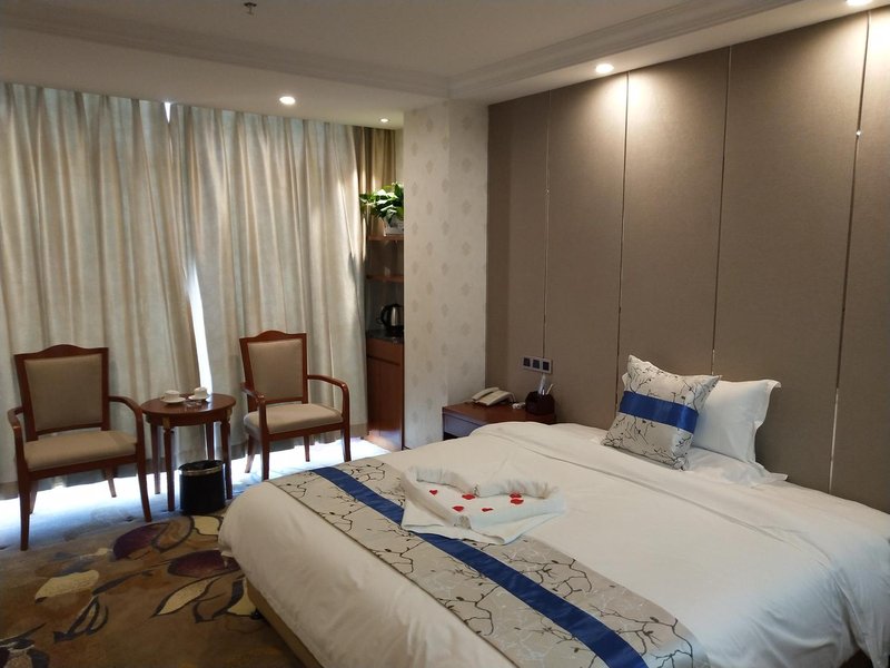 Fangyuan Hotel Guest Room
