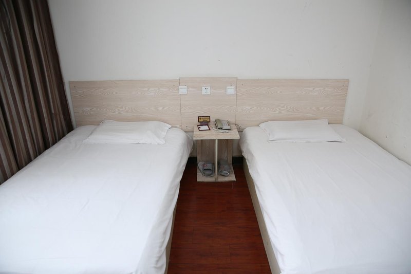 Huating Business Hotel Guest Room