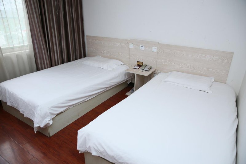 Huating Business Hotel Guest Room
