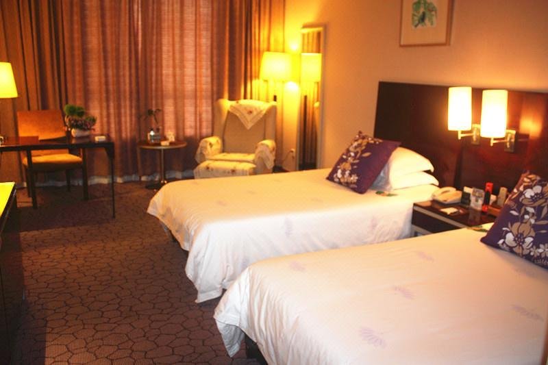 Jinglun Hotel Guest Room