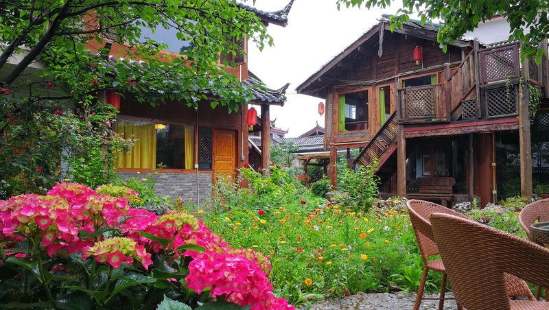 Qinglu Courtyard Hotel over view