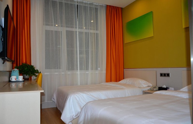 Flurida Group Reception InnGuest Room