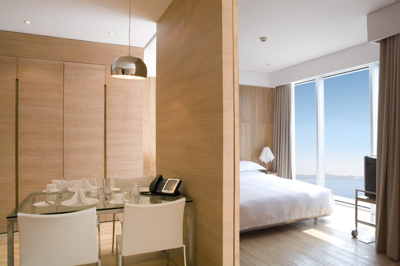 Guangzhou Nansha Pearl River Delta World Trade Center Tower Room Type