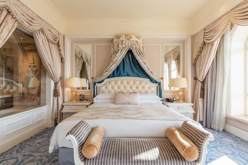 the Castle Hotel, A Luxury Collection Hotel Room Type