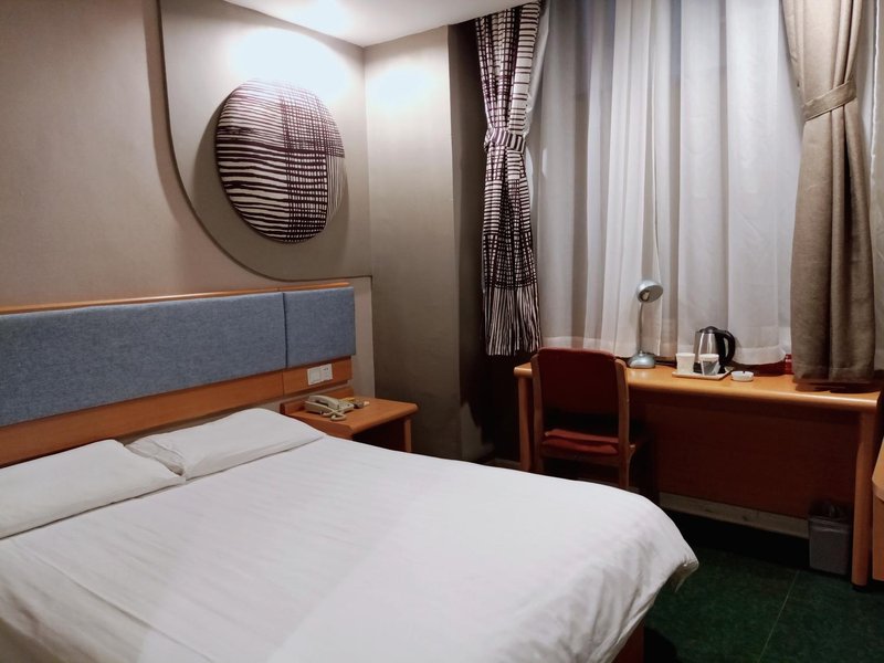 Home Inn (Haikou Qiongzhou Avenue Gaodeng Street) Guest Room