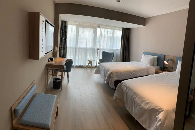 Home Inn(Suzhou Wujiang Shengze Fortune Center Store)Guest Room