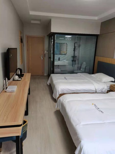 City House Cloud Hotel Guest Room