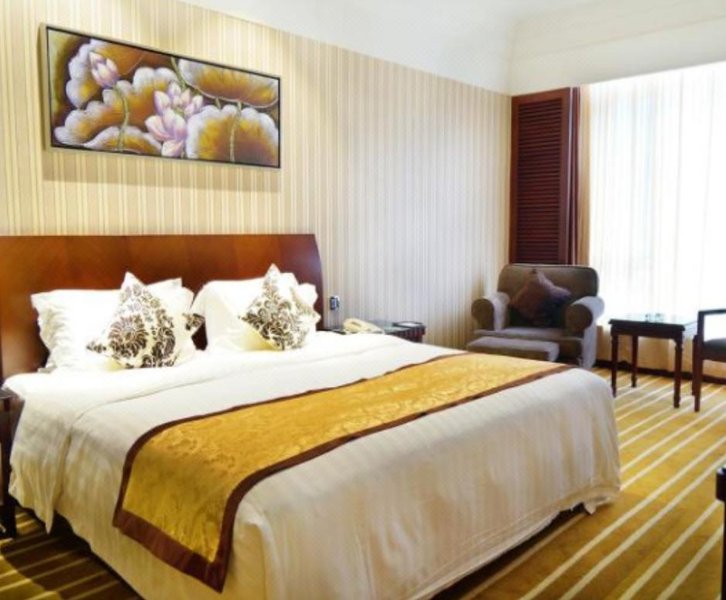 Luofushan Jiabaotian International Hotspring Resort Room Type