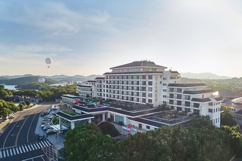 Tianmuhu Hotel Over view