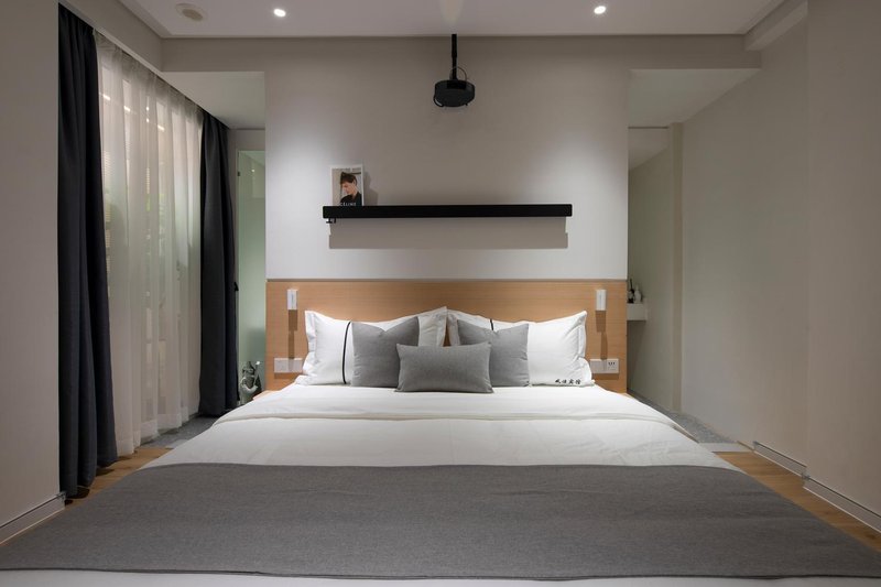 Weijia Hotel Guest Room