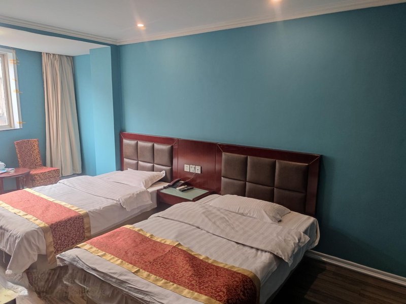 City Star Holiday Hotel Guest Room