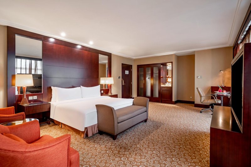 Golden Eagle Summit Hotel Room Type