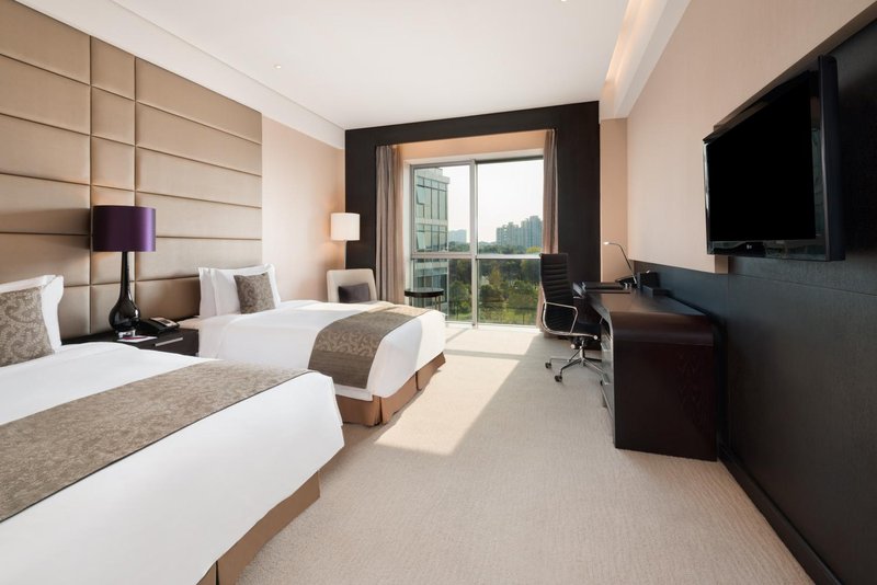 Crowne Plaza Shanghai Xiayang Lake Room Type